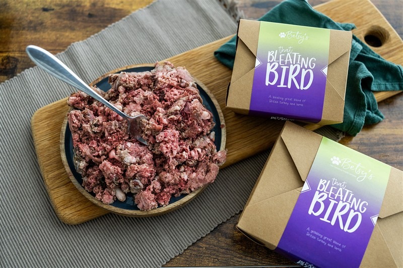 Betsy's That Bleating Bird 1kg